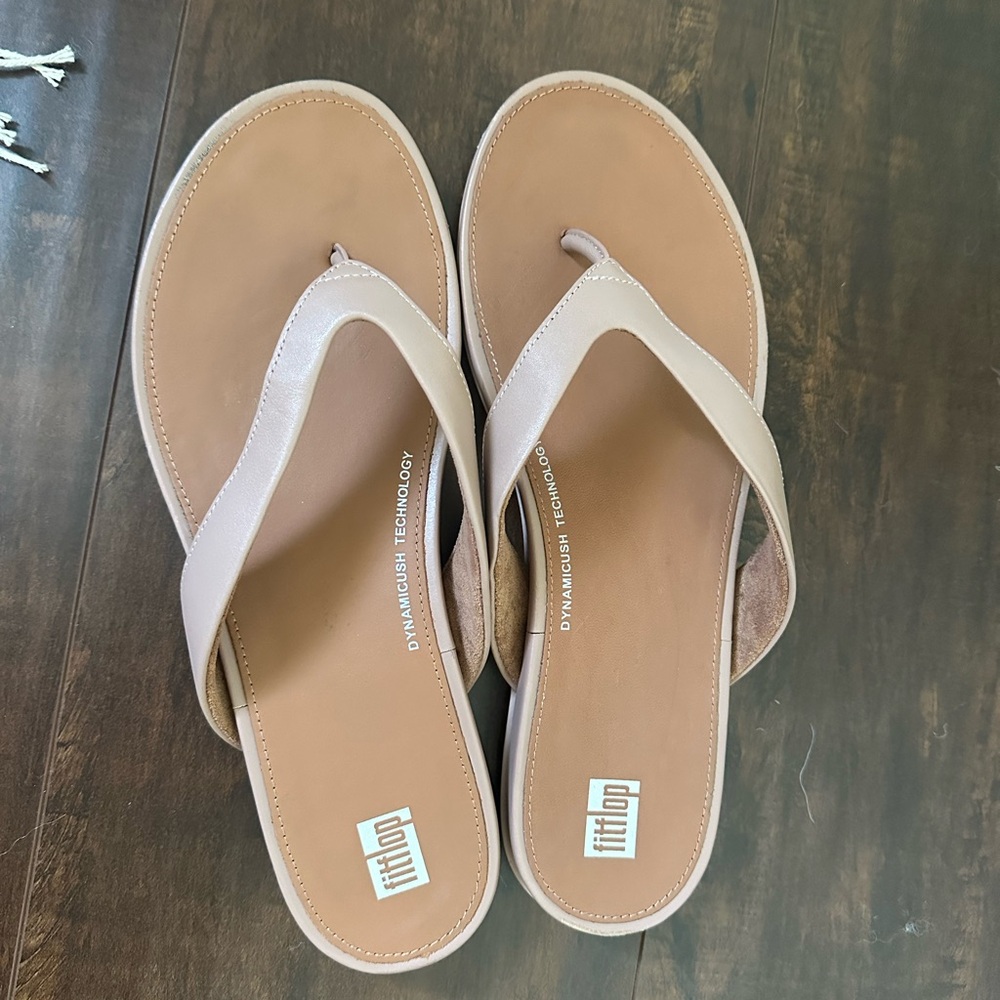 FitFlop Women's Tan Leather Sandal